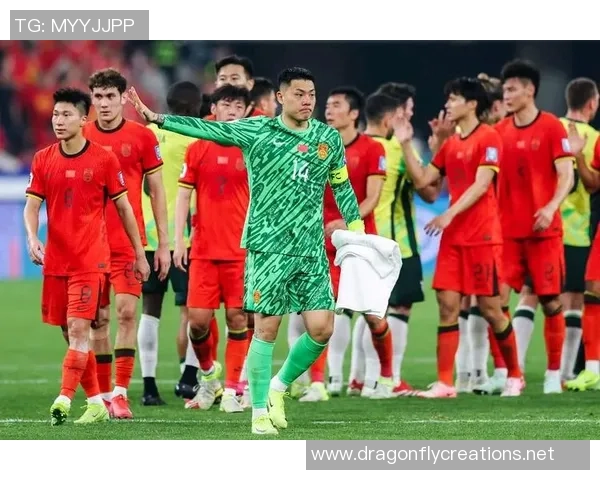 杭州足球队进攻战术解析与球员表现全面分析