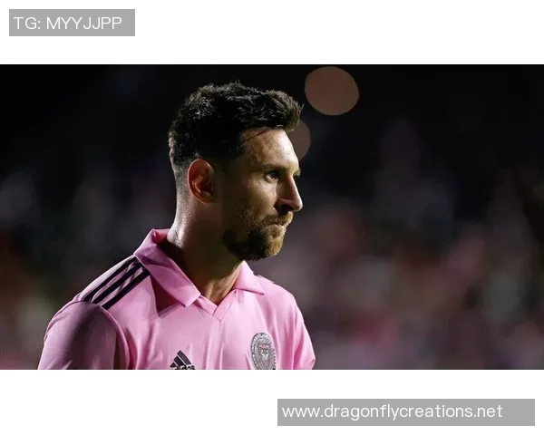 足球明星的奢华生活揭秘他们如何用财富和影响力改变世界